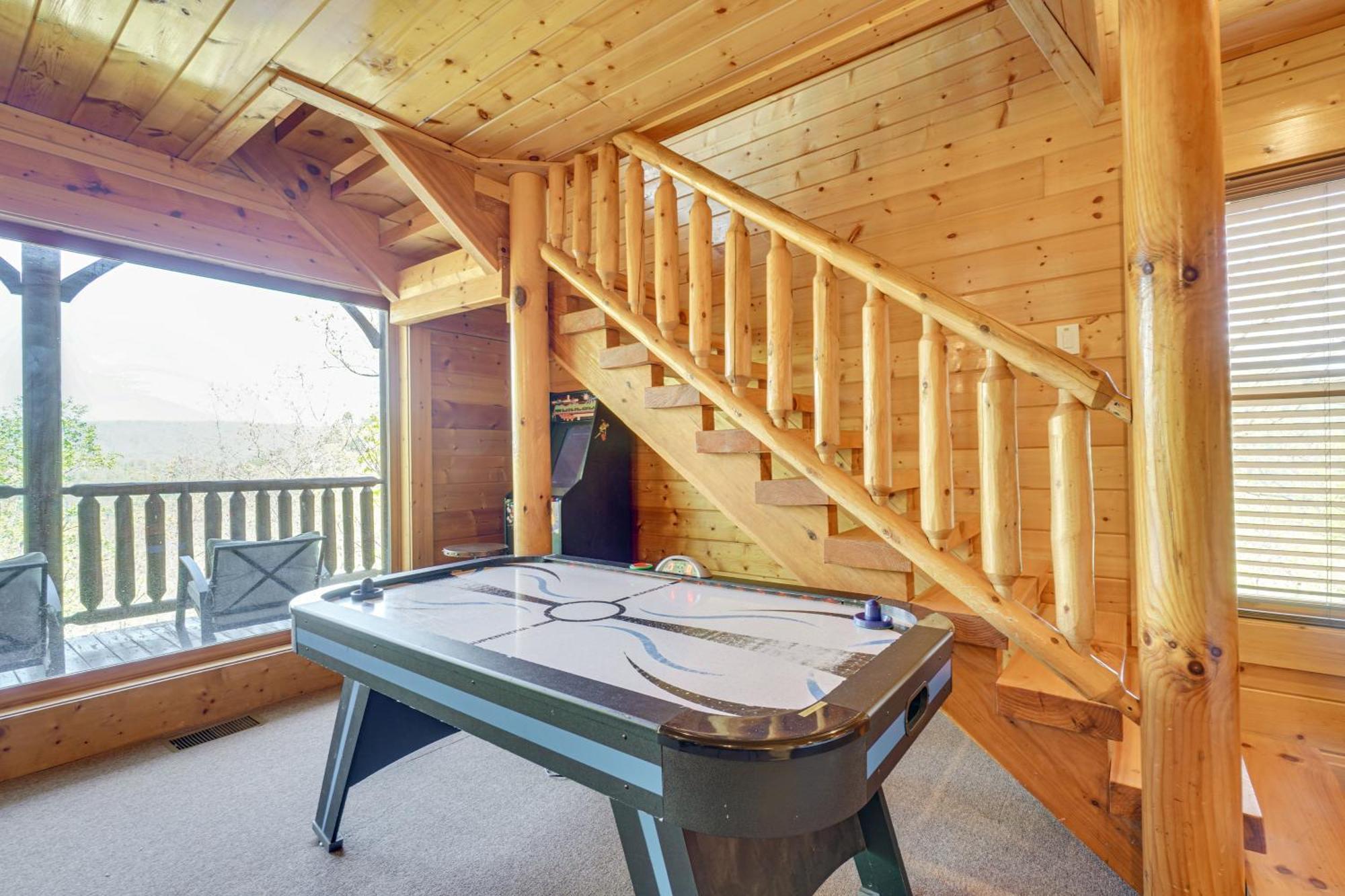 Mountain Dreams Cabin Hot Tub, Sauna And Views! Sevierville Exterior photo