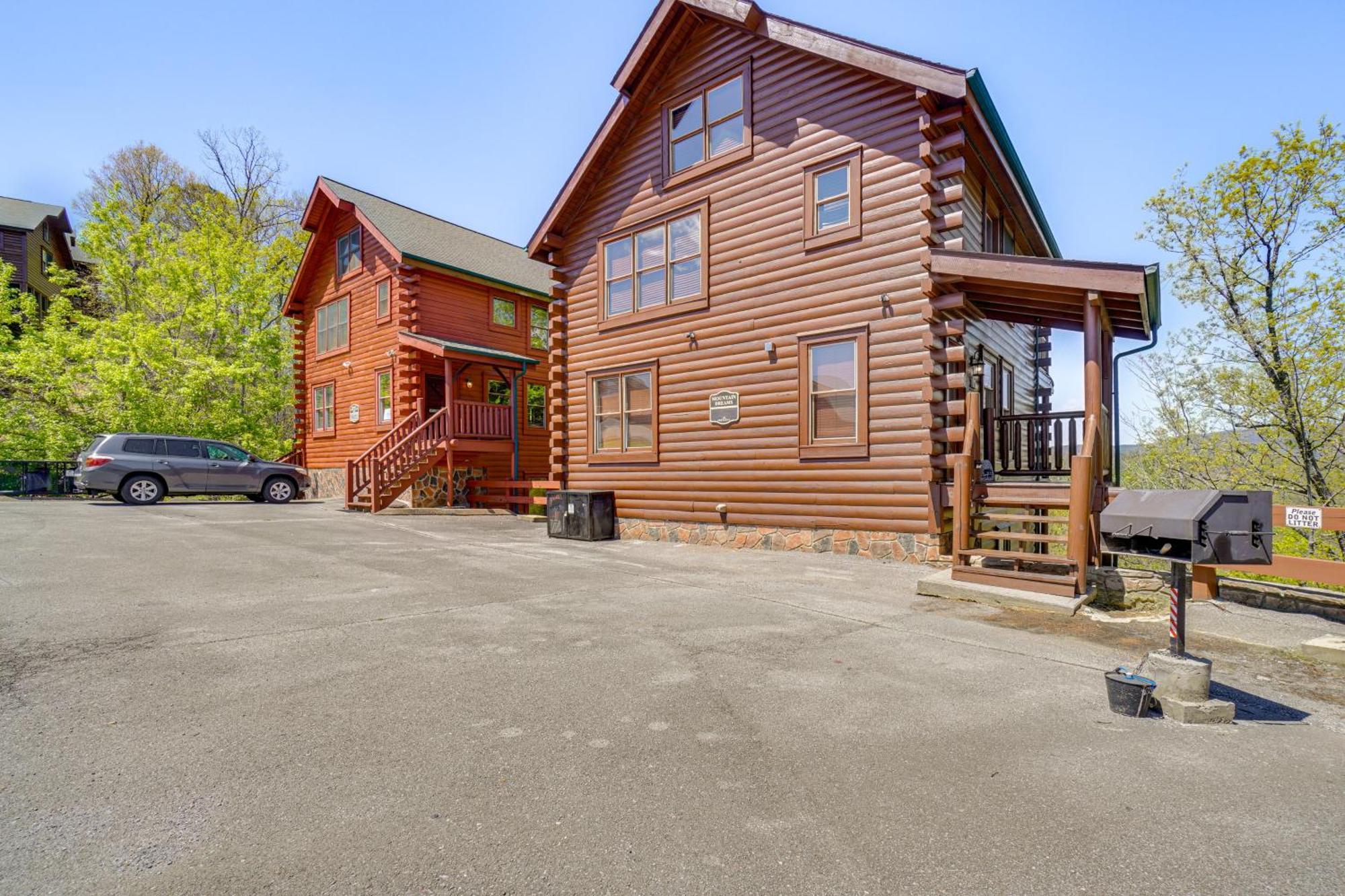 Mountain Dreams Cabin Hot Tub, Sauna And Views! Sevierville Exterior photo