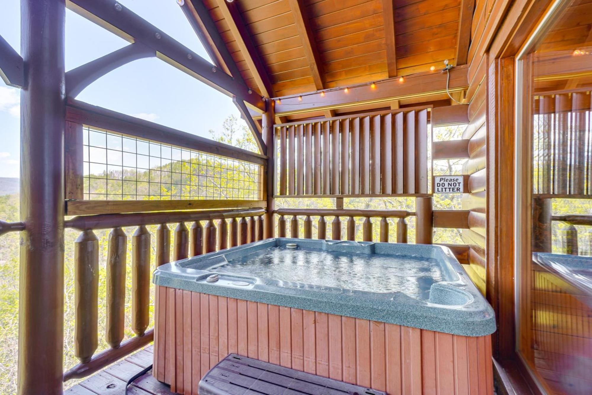 Mountain Dreams Cabin Hot Tub, Sauna And Views! Sevierville Exterior photo