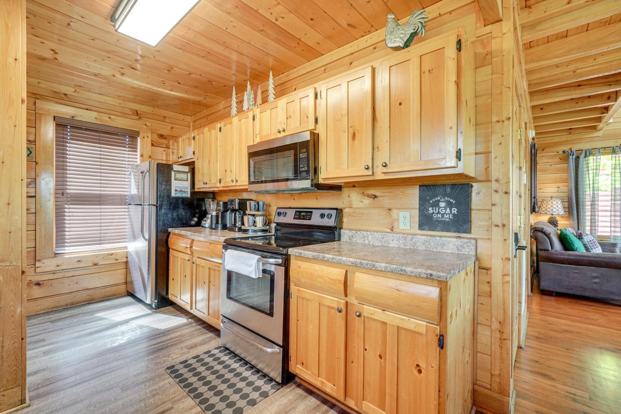 Mountain Dreams Cabin Hot Tub, Sauna And Views! Sevierville Exterior photo