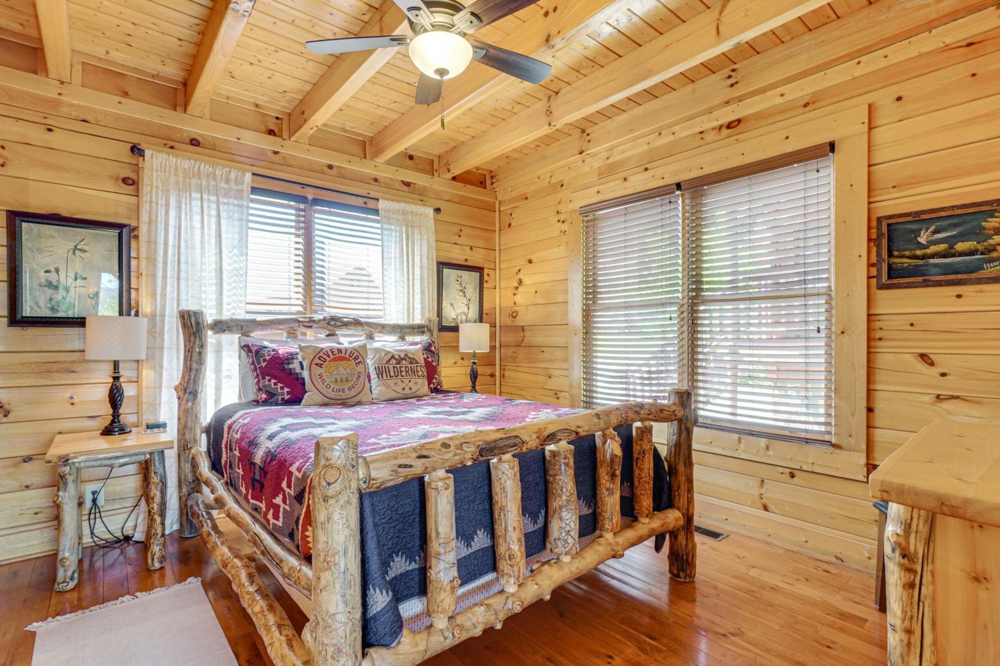 Mountain Dreams Cabin Hot Tub, Sauna And Views! Sevierville Exterior photo