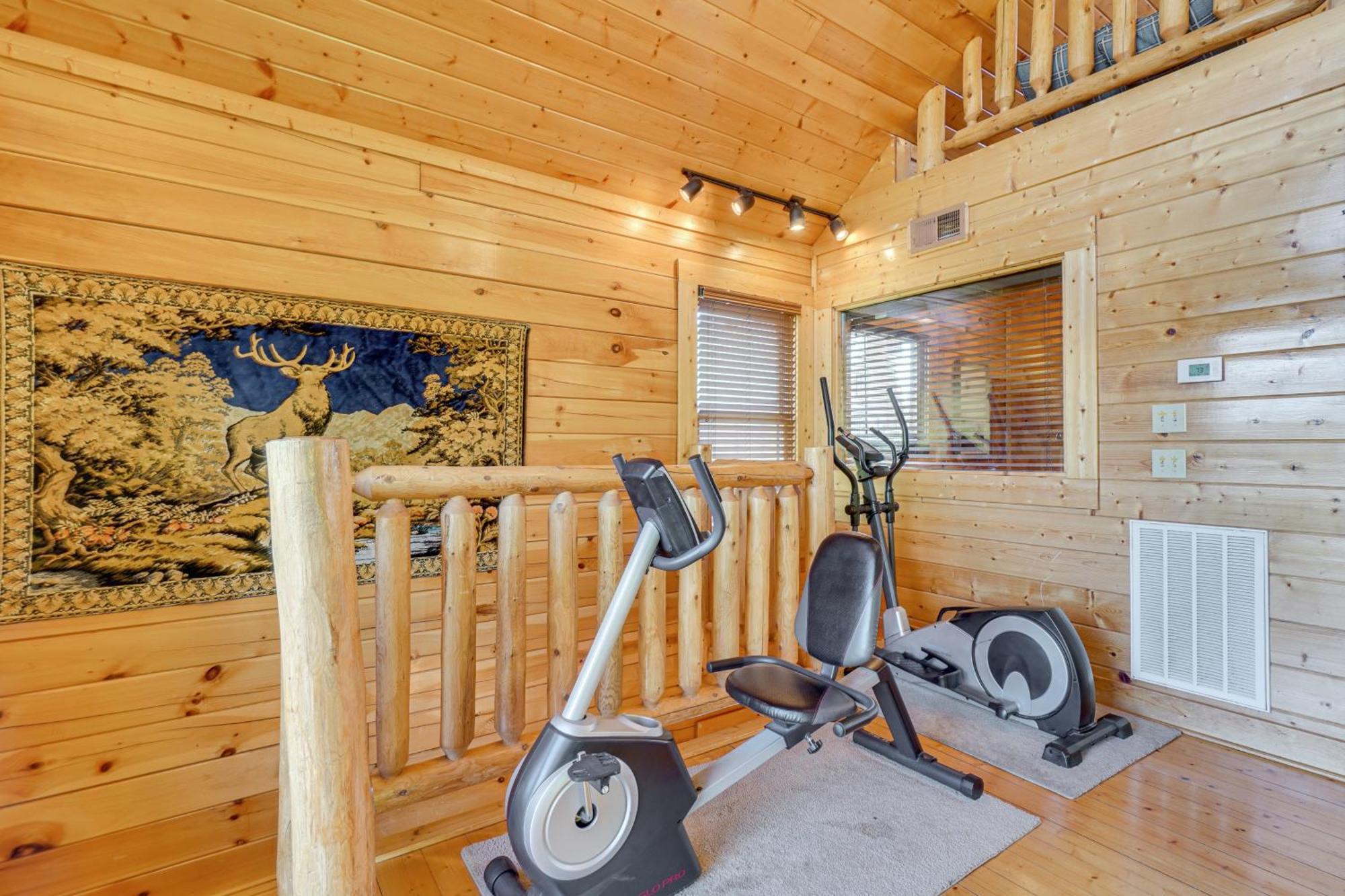 Mountain Dreams Cabin Hot Tub, Sauna And Views! Sevierville Exterior photo