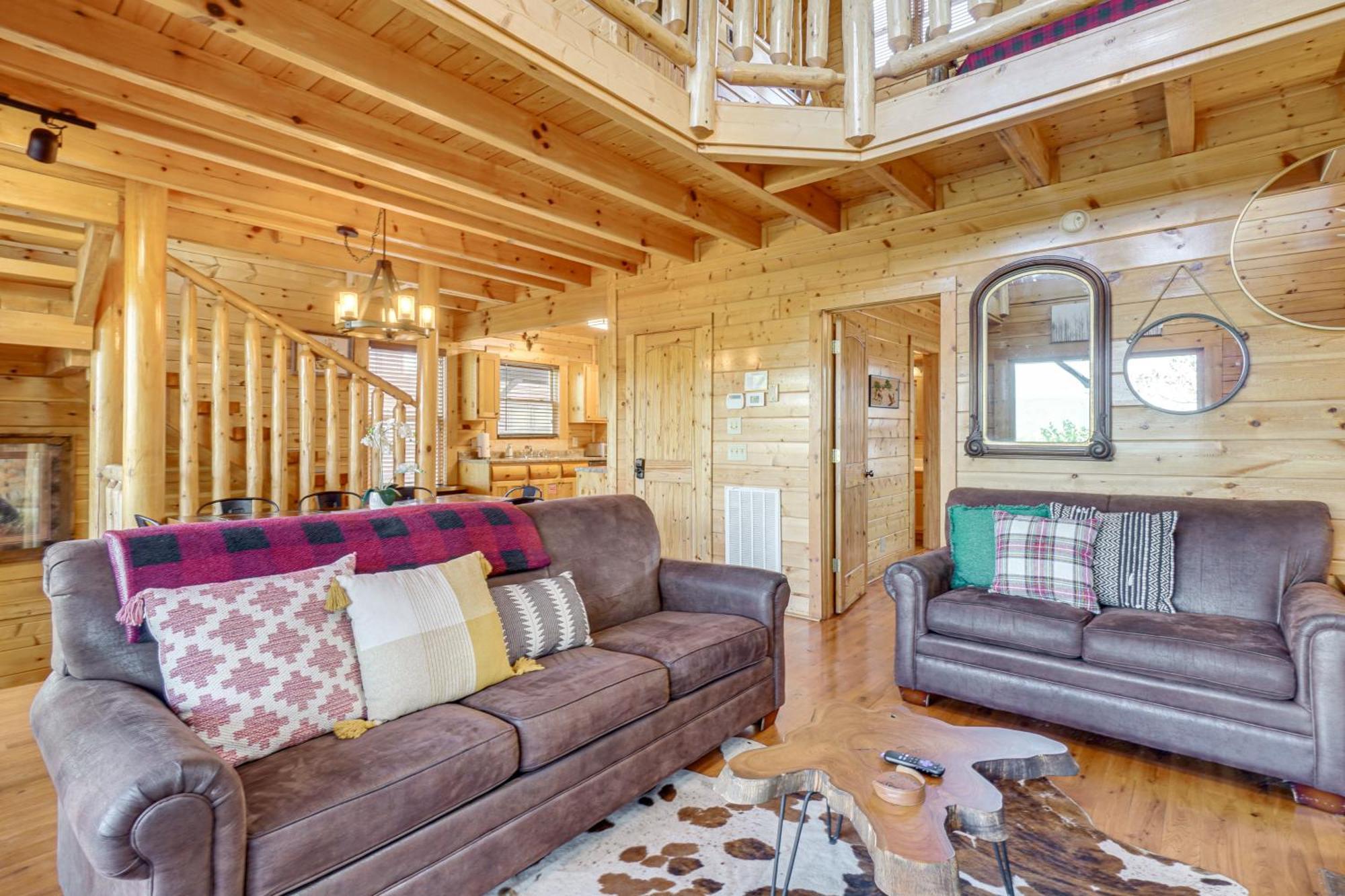 Mountain Dreams Cabin Hot Tub, Sauna And Views! Sevierville Exterior photo